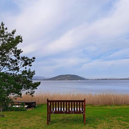 Beautiful, tranquil lakeside Estate Sedgefield Exterior foto