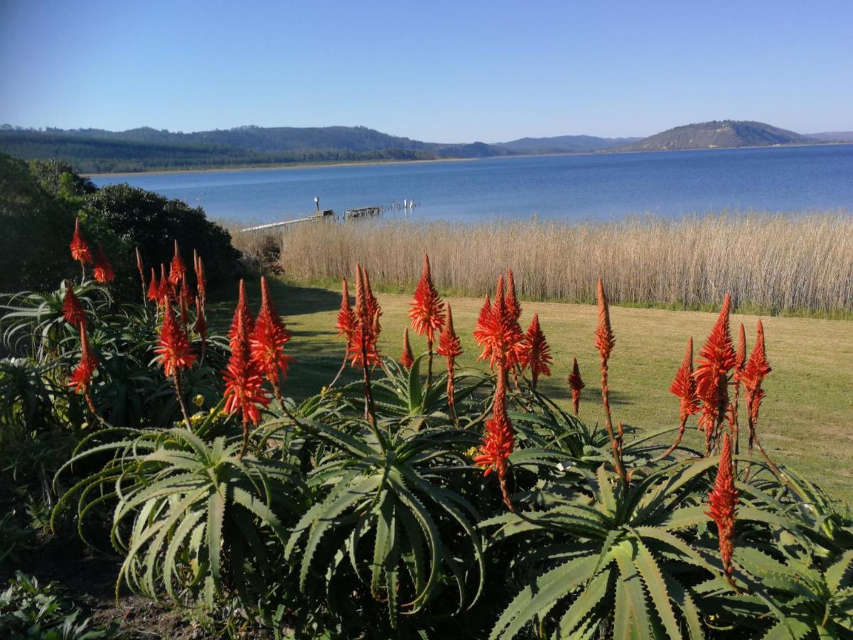 Beautiful, tranquil lakeside Estate Sedgefield Exterior foto