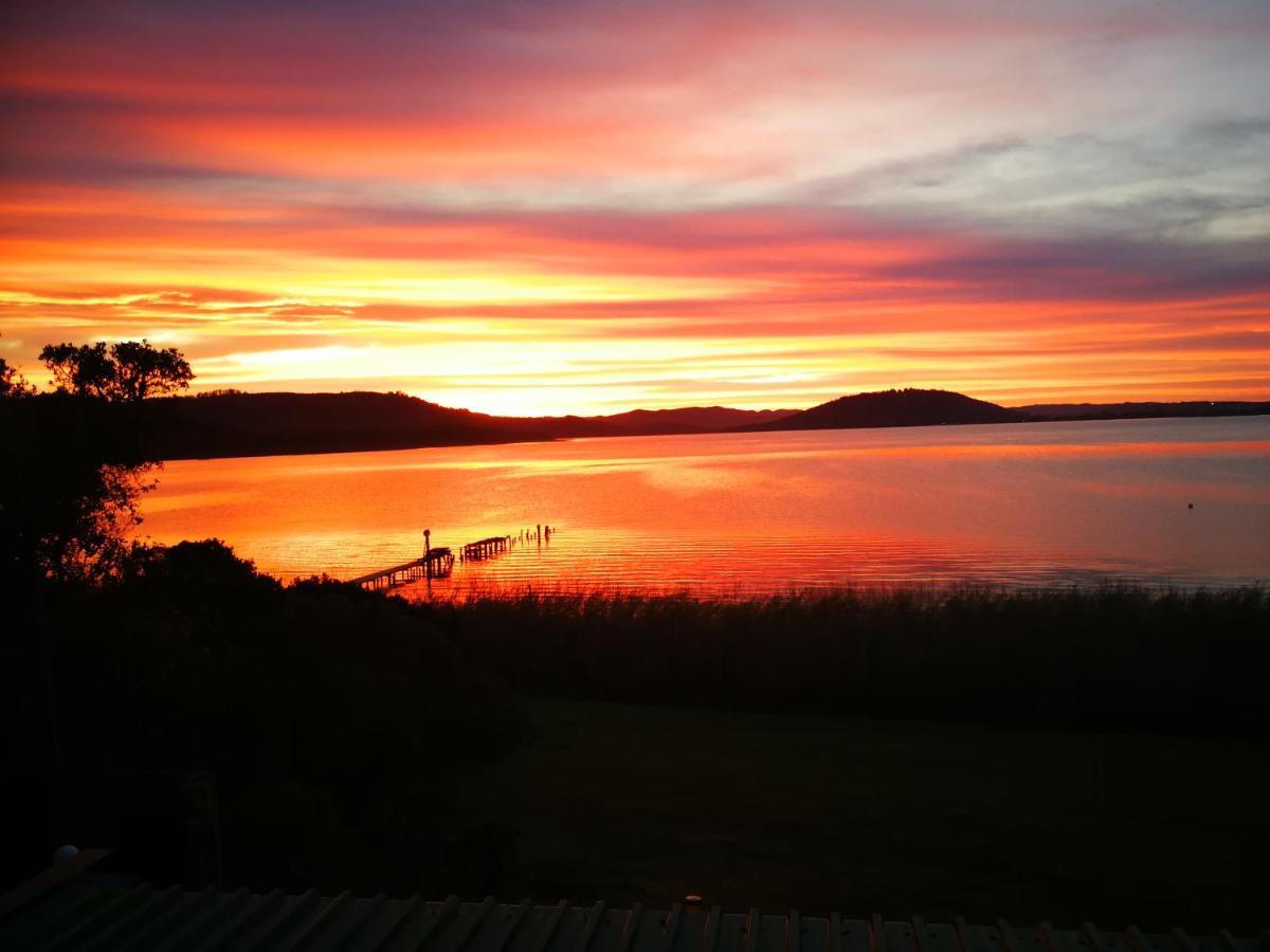 Beautiful, tranquil lakeside Estate Sedgefield Exterior foto